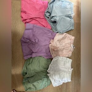 Bundle of shorts